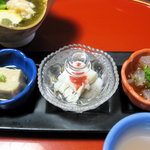 碧翠御苑 - 先付：鱧 くらげ 胡麻豆腐