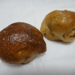 えびすやのパン - おまけの蒸し黒豆パン