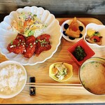 Teishoku Ya Moa - ヤンニョムチキン定食❤︎
