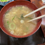 江戸屋食堂 - 揚げ（たぬき）汁？