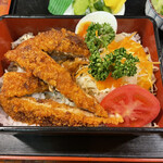 江戸屋食堂 - 少しキレイに整えてほしいかな