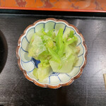 江戸屋食堂 - シーチキンとキャベツの和物