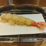天ぷら 正心庵 - ③海老1匹目