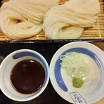 天ぷら 正心庵 - しっかり締められた稲庭うどん