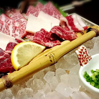 馬桜 下通り店 - 馬桜馬刺し盛り