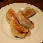 小籠包専門店 萬源酒家 - ・広東風焼き餃子