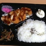 おそうざい　やかん屋 - チキンカツ弁当  ¥250