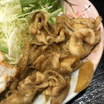 市場食堂 八 - しょうが焼と白身魚フライのダブル定食，730円