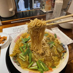 スタミナラーメン 神楽 - カレー香るスタミナラーメン