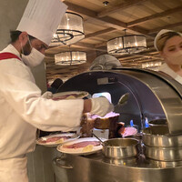 ロウリーズ・ザ・プライムリブ 恵比寿ガーデンプレイス店 - 