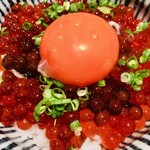 めしの助 - いくら入り卵かけごはん