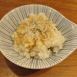 Kushiyaki Yokochou - 付き出し
