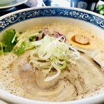 鶏白湯そば 美な味 - 濃厚味噌鶏白湯