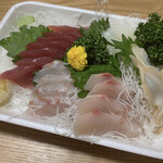 円谷魚店 - 料理写真: