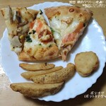 ドミノピザ - 秋のクワトロ産直ドミノ(信越産きのこ＆バター醤油ソース·三陸産サーモン＆クリーム)·ポテナゲ