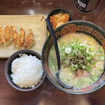 にんにくラーメン 幸ちゃん - 