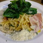 パスタ食堂 アントロワ - フィットチーネ風パスタが美味しい