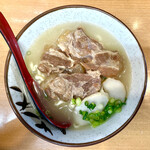 琉球麺屋かりゆしそば - 軟骨ソーキそば小　600円