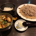 炙り塩麹鳥の南蛮蕎麦のランチ（温・つけ）