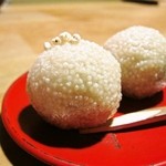 粟 - 別注文の和菓子：粟生（あわなり）