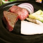 粟 - 大和牛の陶板焼き