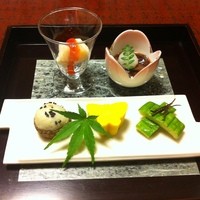 よし梅 芳町亭 - 八寸：ホタテ貝柱の梅肉和え、ホタルイカの沖漬け、衣かつぎ、カボチャ煮、白ウリの昆布締め