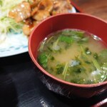 味処花しょく - 三つ葉の香りがします