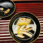 宮坂 - 中は松茸と甘鯛