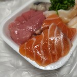 さしみ屋 佐賀山 - アップです。