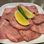 焼肉・光陽 - 上タン塩　2人前