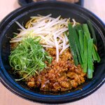 サミットストア - 料理写真:レンジで簡単!本格四川風汁なし担々麺¥398 2022.10.28