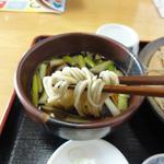 炒めたネギだと蕎麦が旨くなります