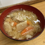 とんかつ 栄ちゃん - ほくほく豚汁。