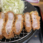 とんかつ 栄ちゃん - ライトサイド。やっぱりストロング旨み。