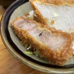 とんかつ 栄ちゃん - やっぱりバッチリ火入れ