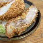 とんかつ 栄ちゃん - バッチリ火入れ