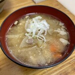 とんかつ 栄ちゃん - 豚汁。温まる。