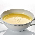 メインダイニング - 【公式HP】アラカルト：本日のクリームスープ