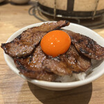 (卸)精肉店直送 たれ焼肉と※ - 