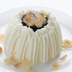 メインダイニング - 【公式HP】クラシックデザート：チョコレートサンデー