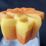 久栄堂菓子舗 - 『ねりきり(もみじ)』