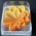 久栄堂菓子舗 - 『ねりきり(もみじ)』