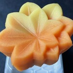 久栄堂菓子舗 - 『ねりきり(もみじ)』