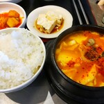 韓国亭豚や - 純豆腐チゲ定食790円税込