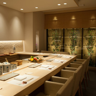 Hinoki counter seats