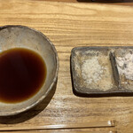 天ぷら たけうち - 天つゆと塩麴と塩