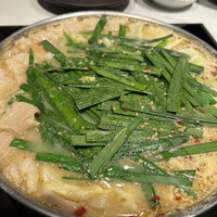 博多もつ鍋 やま中 博多店 - もつ鍋みそ味