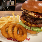 REDS’ BURGER STORE - 