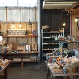 山のパン屋 ダディーズ・ベーカリー_2