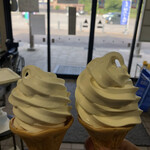 ほたて広場 - ホタテソフトクリーム　250円　旨味味。どっちがミックスなのか…